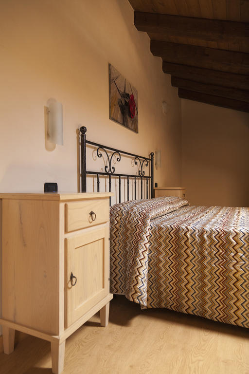 Agriturismo Creta Rossa Torre di Ruggiero Chambre photo