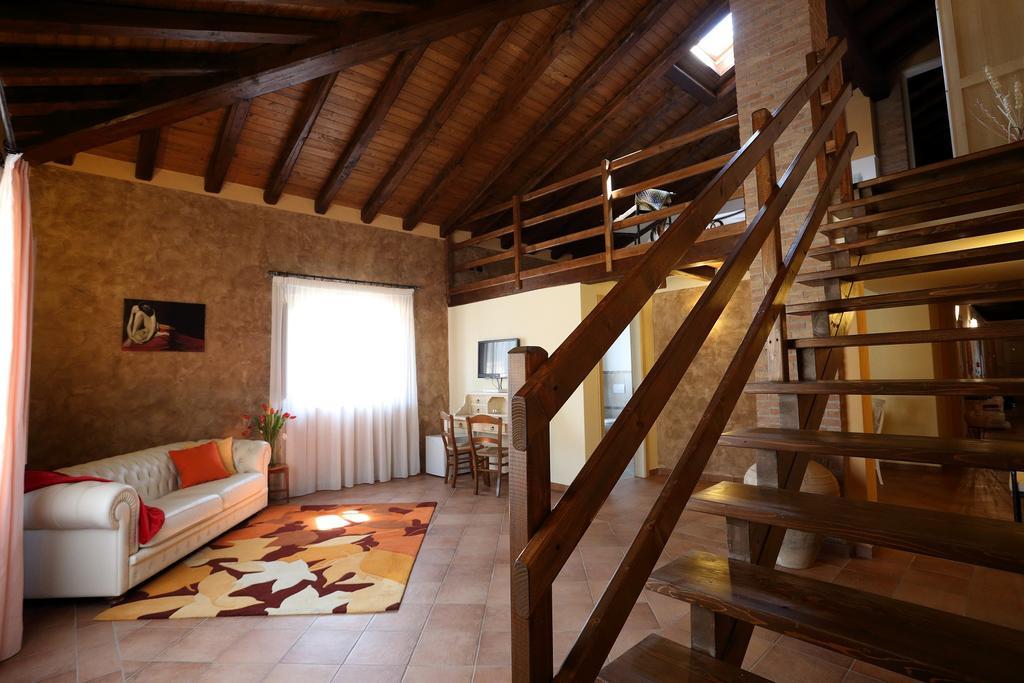 Agriturismo Creta Rossa Torre di Ruggiero Extérieur photo