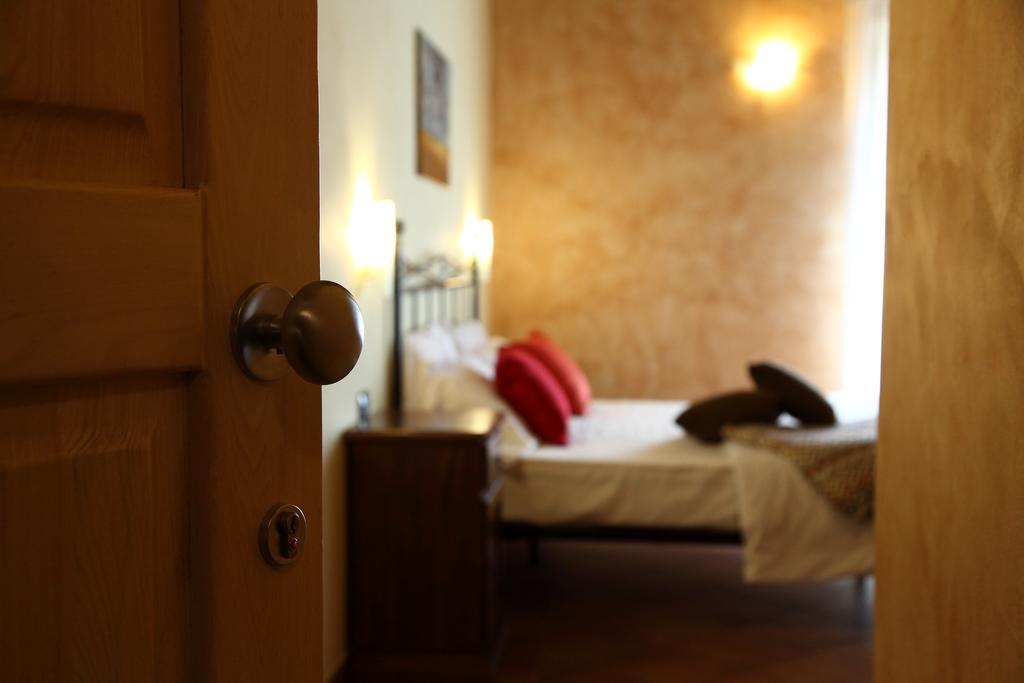 Agriturismo Creta Rossa Torre di Ruggiero Extérieur photo